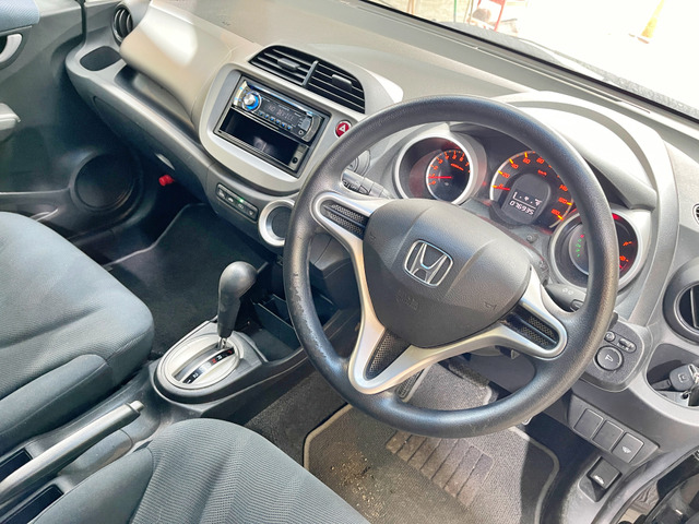 フィット1.3 L スマートスタイルエディション 4WD