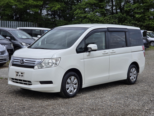 ステップワゴン2.0 L