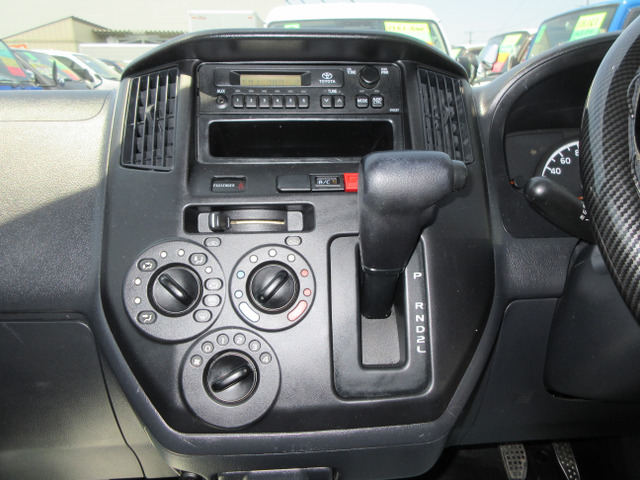 �������E�C���p�l���ł���