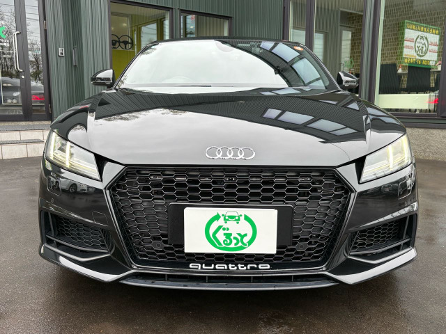 TTクーペ2.0 TFSI クワトロ Sラインパッケージ 4WD
