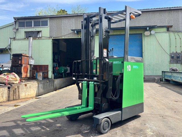 トヨタL&amp;F電動フォークリフト