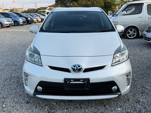 プリウス1.8 S