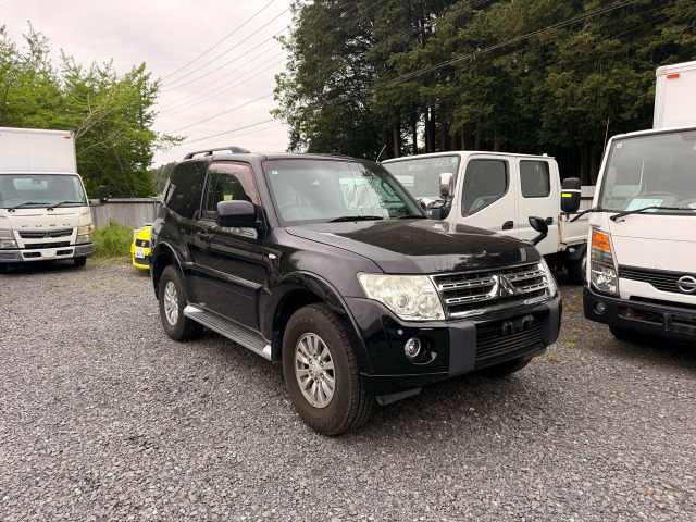 三菱 パジェロ 2006年モデル ショート VR-I 4WD (MT)の価格・性能