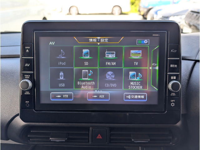 �I�[�f�B�I���j���[�Ƃ��܂��ăt���Z�OTV�ACD�ADVD�r�f�I�Đ��ABluetooth�I�[�f�B�I���Ƒ��ʂȃ\�[�X�����y���݂��������܂����