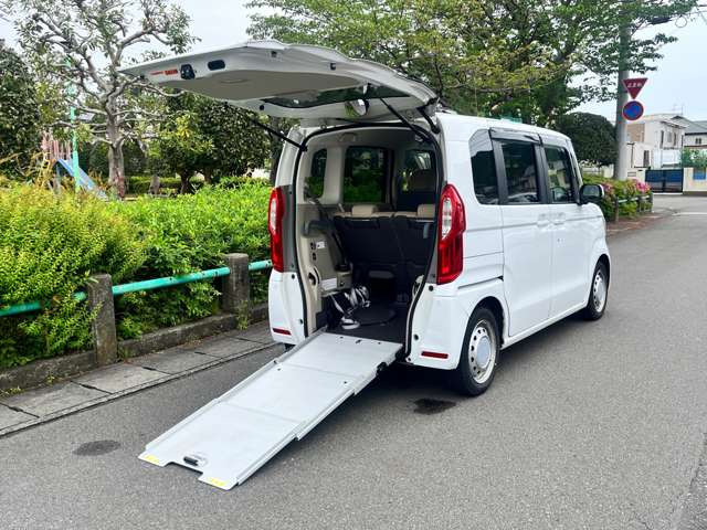 N-BOXG スロープ ホンダセンシング 車いす専用装備装着車