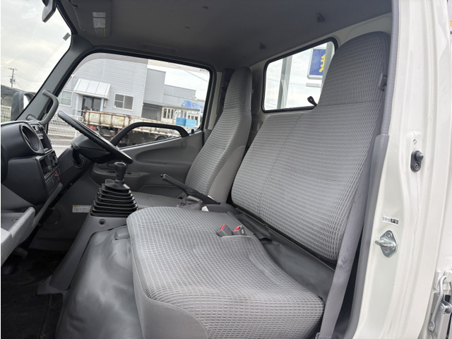 4000cc 2t 2�g�� ���{�f�B �����p���[�Q�[�g 4WD ETC ���s45000K 5�� 5MT  ���O���d�グ�ς� �ב����306&times;160 �p���[�Q�[�g�T�C�Y180&times;158 ���~600Kg