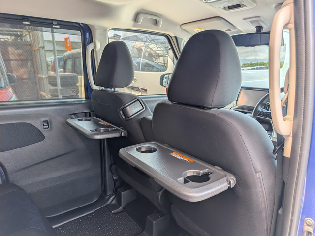 �V�[�g�㕔�ɂ͌�ȗp�̃e�[�u������������Ă܂��B������Ƃ��������ł����֗��ȑ����ł���B