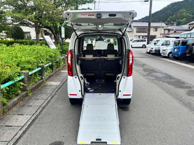 N-BOXG スロープ ホンダセンシング 車いす専用装備装着車