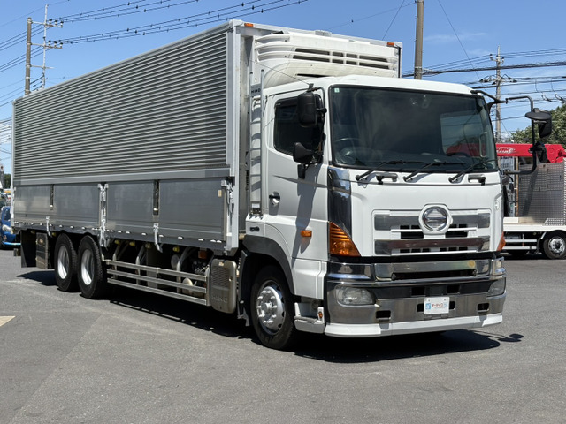 プロフィア冷凍冷蔵車
