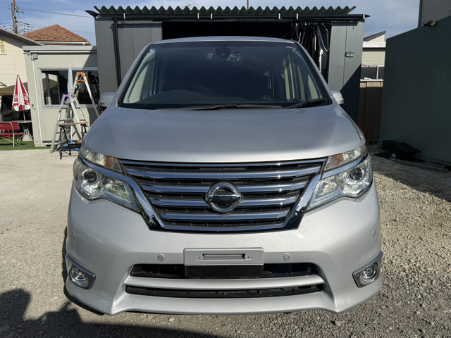 セレナ2.0 ハイウェイスター S-HYBRID アドバンスドセーフティパッケージ