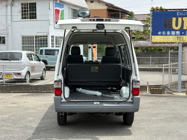 �ő�ύڗ�950kg�ł��B