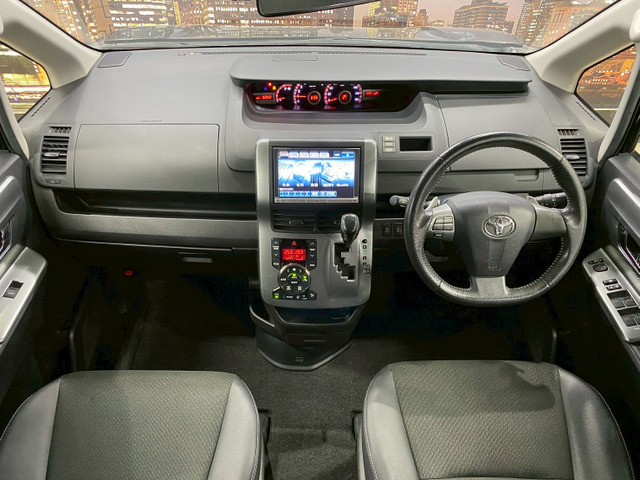 ヴォクシー2.0 ZS 煌II