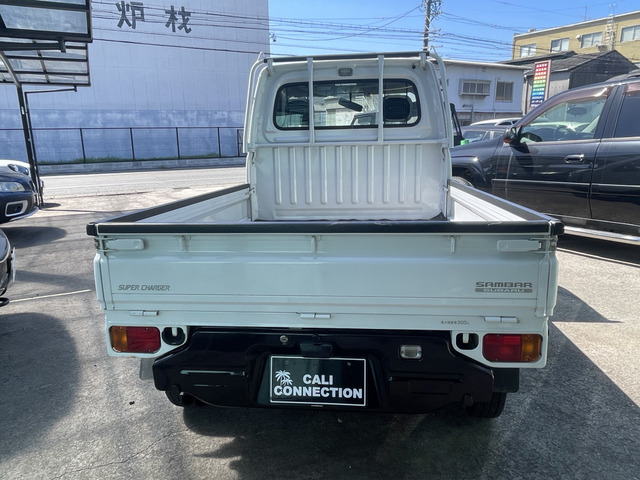 3�����E3000km�̖����ۏؕt���ł��B�G���W���A�~�b�V�������̏C���̍ۂɋ��z���傫���Ȃ肪���ȉӏ��������C���ň��S�ł��B�ő�3�N�܂ł̗L���ۏ؂���舵���Ă���܂��B