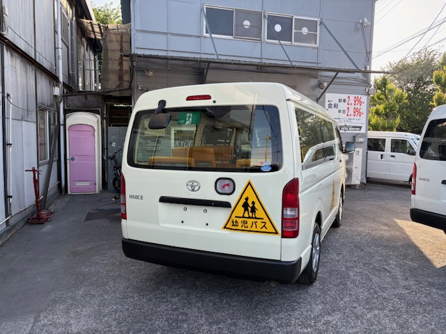 ハイエース2.7 DX ロング ミドルルーフ 4WD