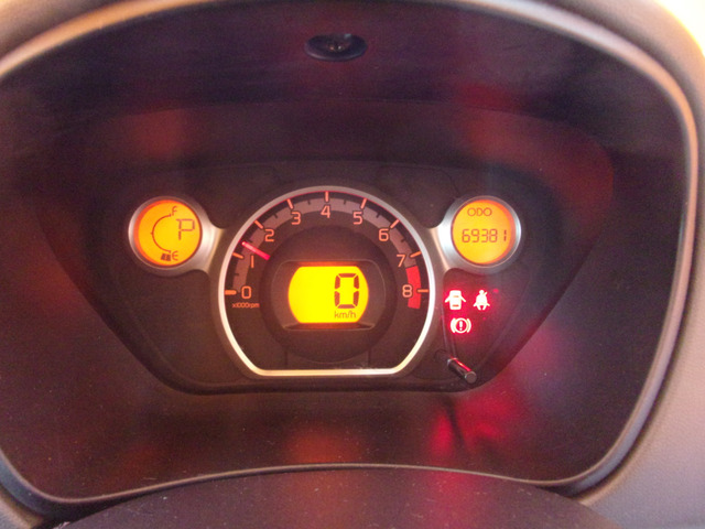 �C���t�H���[�V�����f�B�X�v���C�t�����[�^�[�p�l���B