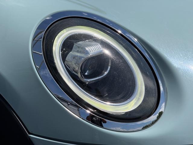 LED�w�b�h���C�g�̓f�U�C���������ł͂Ȃ���Ԃ̈��S���ɔ��Ɍ��ʂ𔭊����܂�!