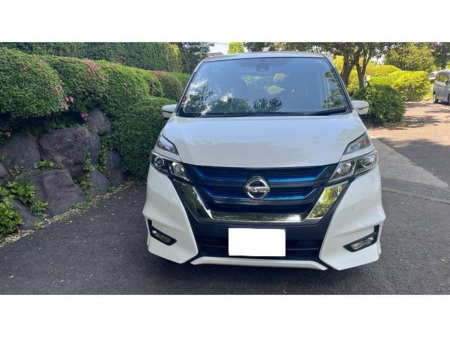 セレナ1.2 e-POWER ハイウェイスターV