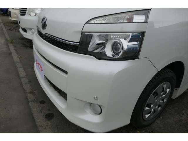 ヴォクシー2.0 トランスX 4WD