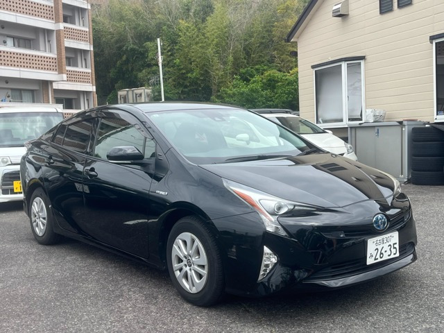 プリウス1.8 S セーフティ プラス