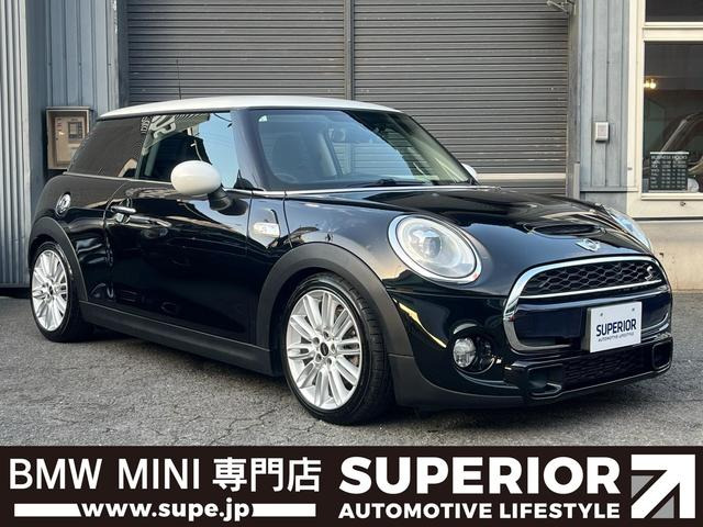 �~�j(�~�j) �N�[�p�[ S�@�_�E���T�X ����OP17�C���`AW ���Îԉ摜