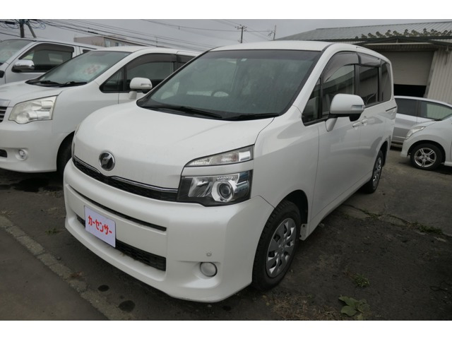 ヴォクシー2.0 トランスX 4WD