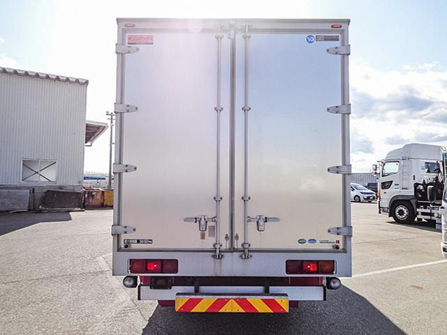 �ő�ύڗ�3050kg