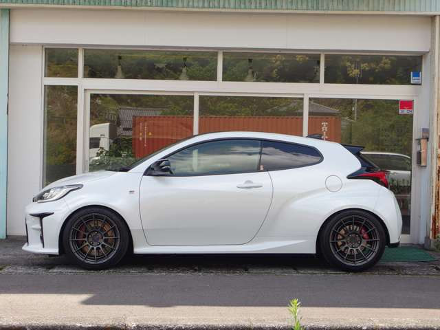 GRヤリス1.6 RZ ハイ パフォーマンス 4WD