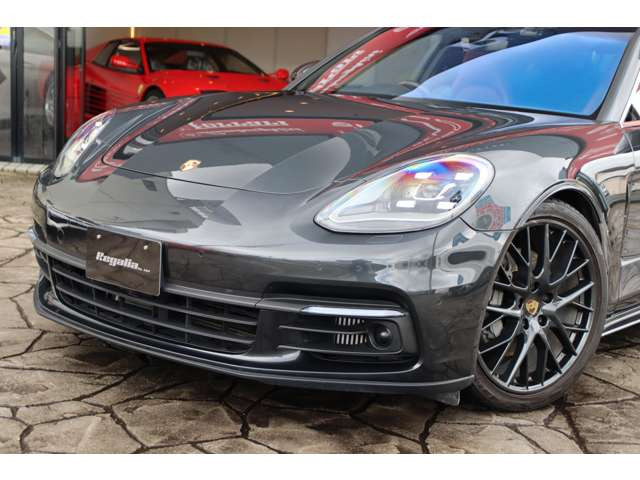 パナメーラ4S PDK 4WD
