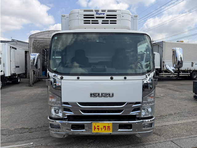 エルフ冷蔵冷凍車