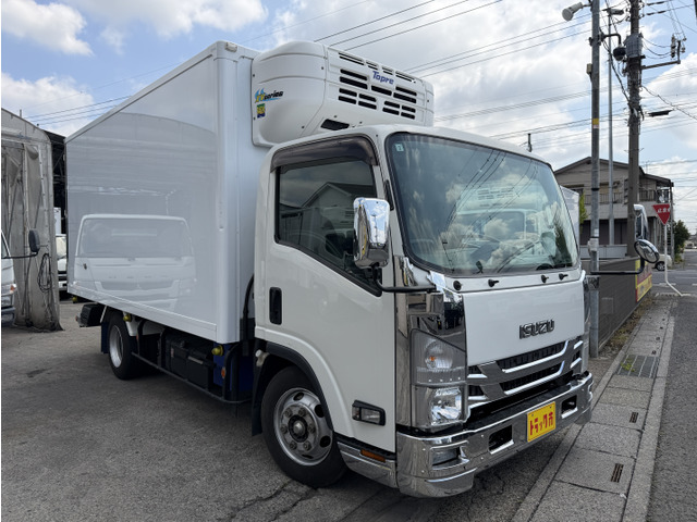 エルフ冷凍車