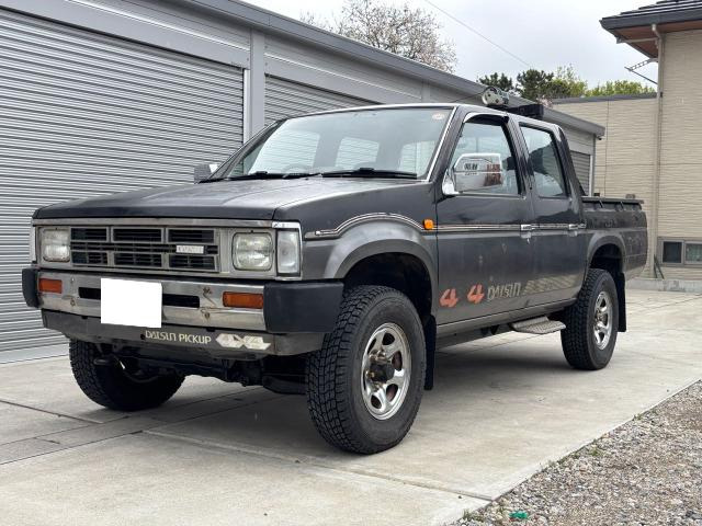 ダットサンピックアップ3.2 AX ダブルキャブ ディーゼル 4WD