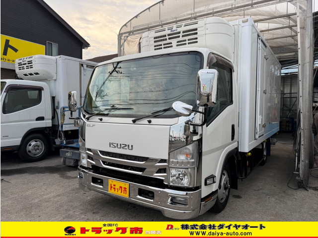 エルフ冷蔵冷凍車