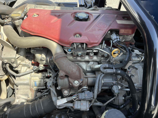 �G���W���^��N04C