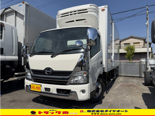 デュトロ冷蔵冷凍車