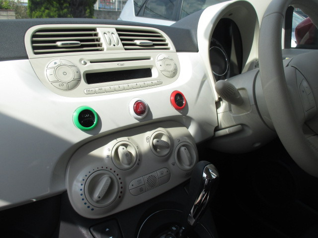�C�^���A�J���[