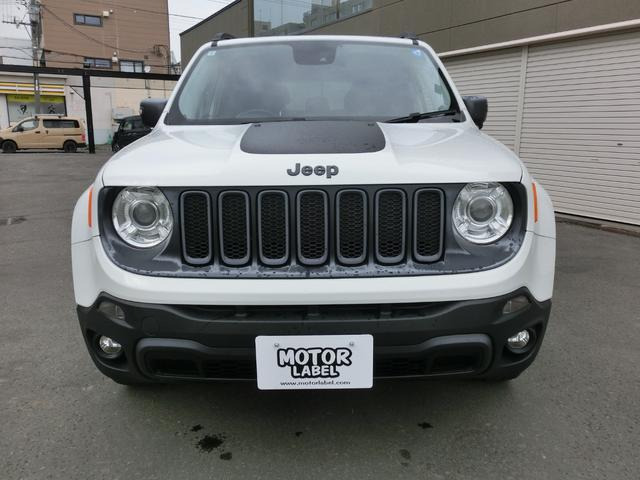レネゲードトレイルホーク 4WD