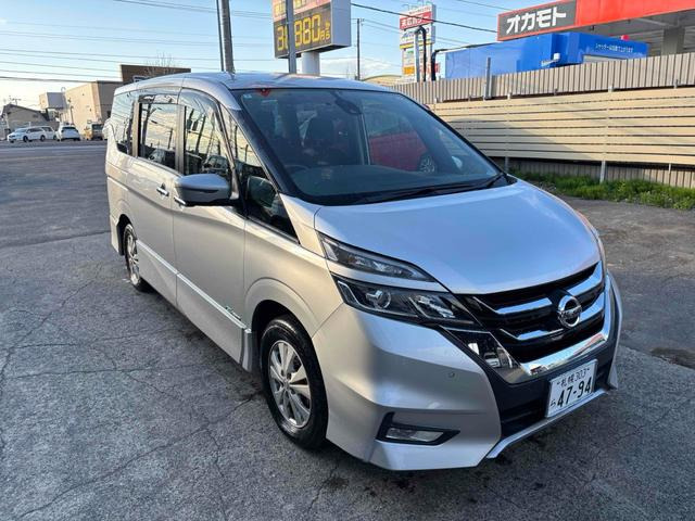 セレナ2.0 ハイウェイスター Vセレクション 4WD