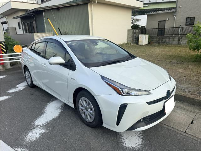 プリウス1.8 S