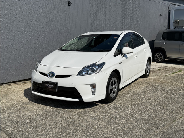 プリウス1.8 S