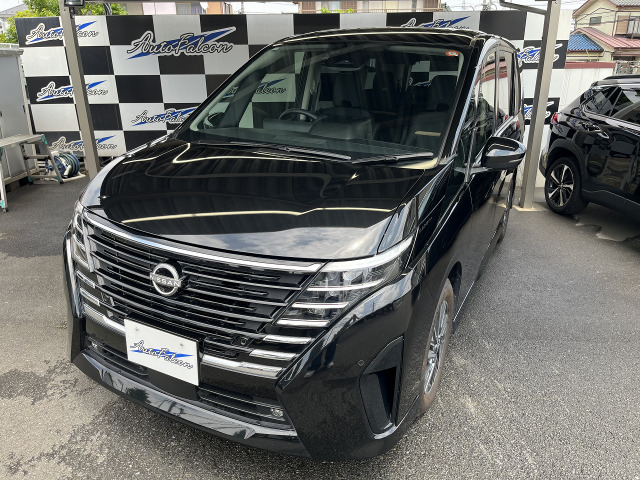 セレナ1.4 e-POWER ハイウェイスターV