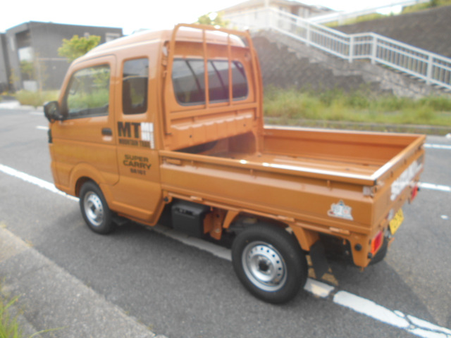�V�^�X�p�[�L�����[ 4WD A/T