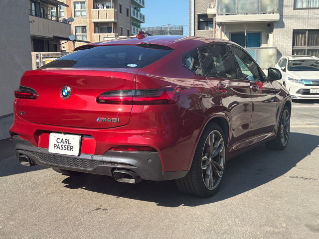 X4M40i 4WD