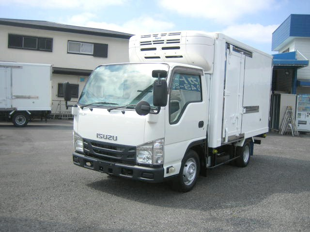 エルフ