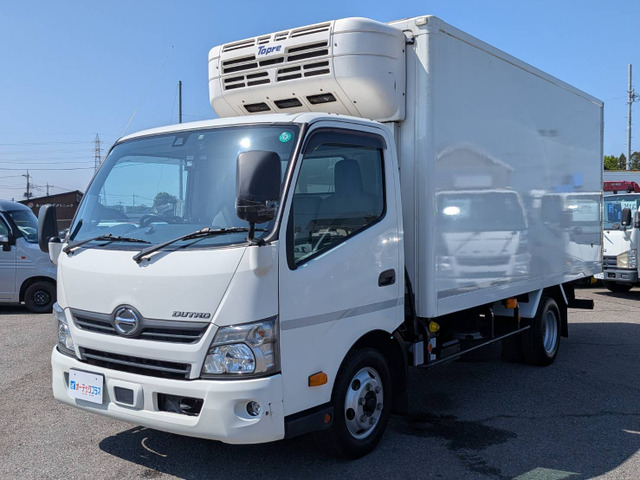 デュトロ冷蔵冷凍車