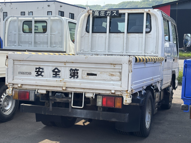 タイタン