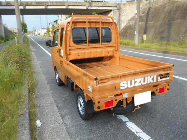�V�^�X�p�[�L�����[ 4WD A/T