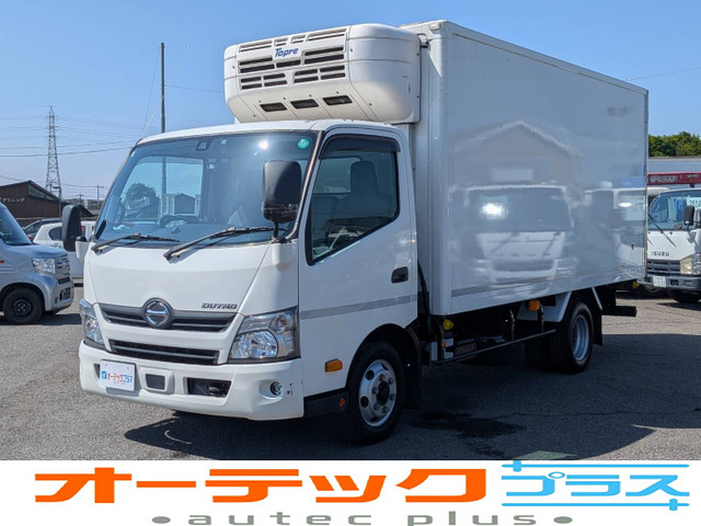 デュトロ冷蔵冷凍車