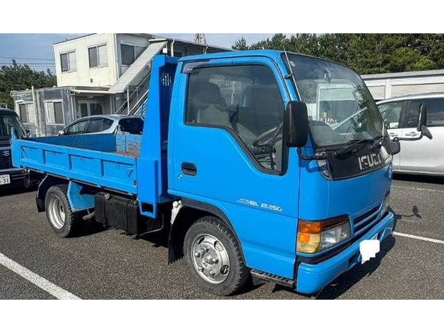 エルフ