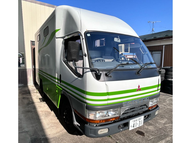 キャンターガッツ2.8 ロング 全低床 ディーゼル 4WD