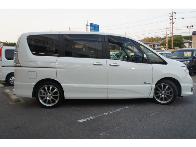 �����ԕی������k��������!�O��Z�F�A���������j�b�Z�C���a�㗝�X�����ς��肵�܂��B�ی��S����������̏ꍇ�A�g������ĕq���ɑΉ����܂��B��ԁA�����^�J�[�����p�ӂ��܂��̂ł����S���������B